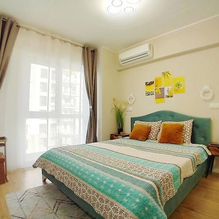 Sunshine - New & Quiet 1Br Apt, Business Area, Close To Airport, Highway A3, Subway Bucarest Extérieur photo