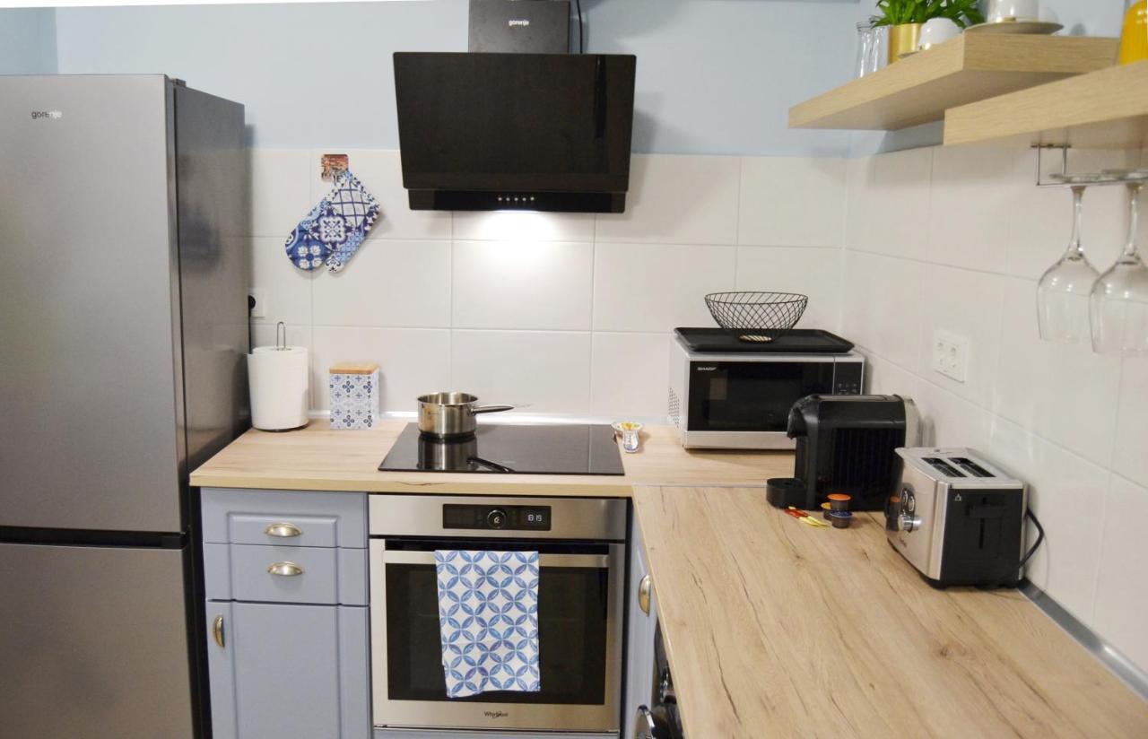 Sunshine - New & Quiet 1Br Apt, Business Area, Close To Airport, Highway A3, Subway Bucarest Extérieur photo